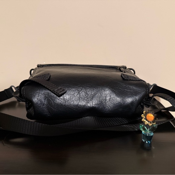 Balenciaga Black Leather Messenger Bag - Picture 4 of 5
